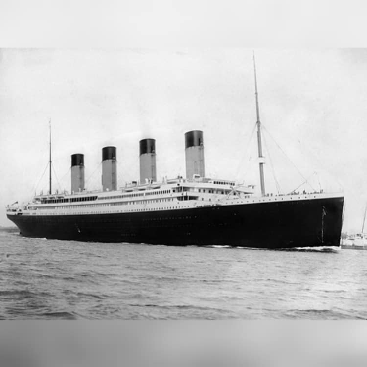 A Wee Bit Gothic: picture of Titanic