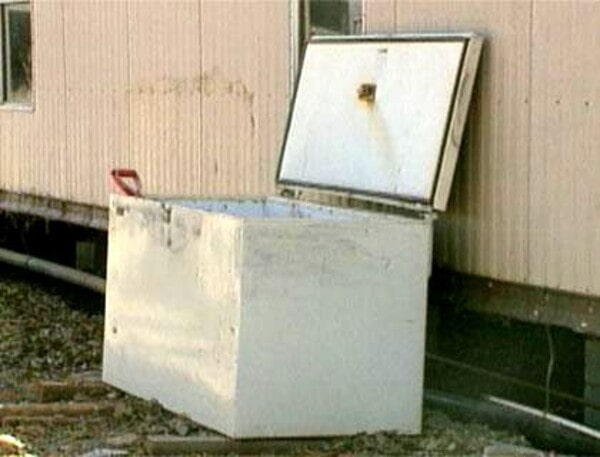 Shane Alan Coffman: photo of freezer containing his body