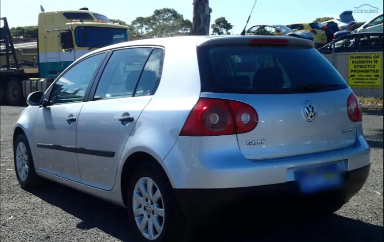 a car similar to that of Tej Chitnis